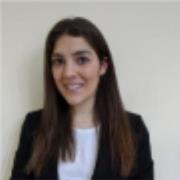 Laureata in giurisprudenza offre lezioni di diritto, diritto civile e amministrativo